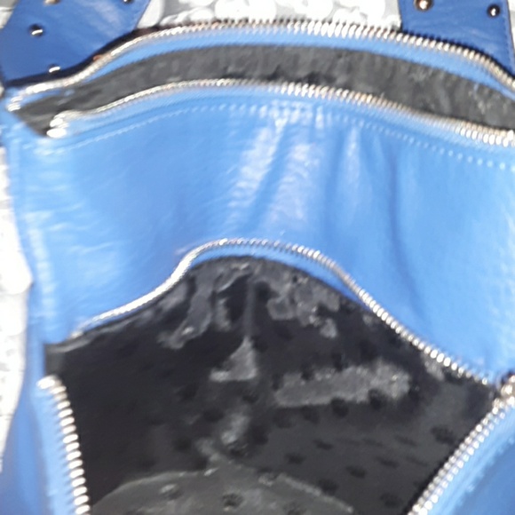 Juicy Couture Purse - Picture 5 of 6